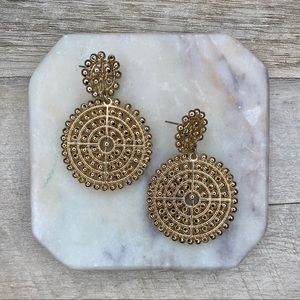 NWOT GOLD BEADED DOUBLE CIRCLE DROP EARRING